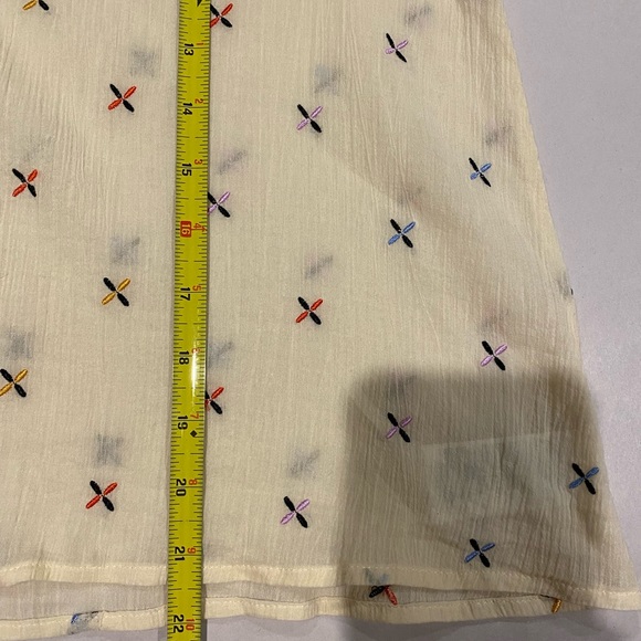 Madewell Embroidered ruffled top size S - Picture 8 of 9